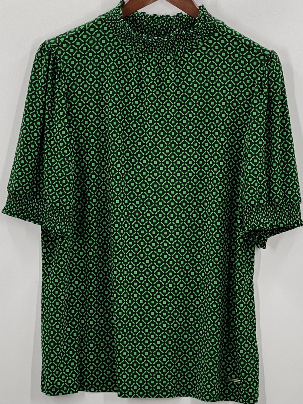 266 Anne Klein Women’s Green Geometric Short-Sleeve Shirt Large